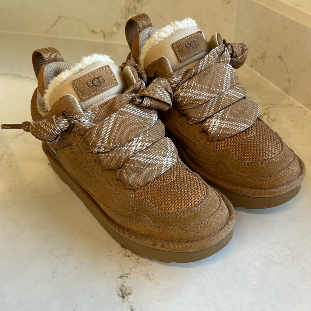 UGG Lowmel chestnut Sneakers with Cream Details